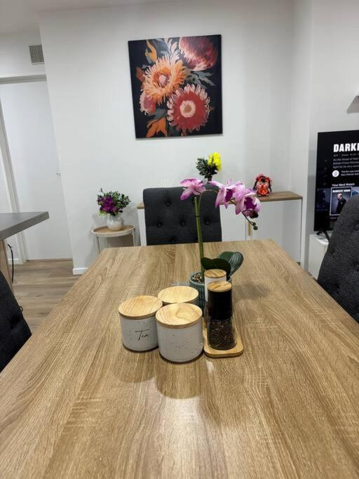 Stunning 3 Bd - 2 Bth City Apt - Pool & Carpark Auckland Ngoại thất bức ảnh