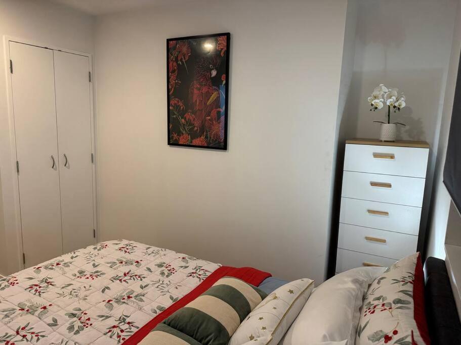 Stunning 3 Bd - 2 Bth City Apt - Pool & Carpark Auckland Ngoại thất bức ảnh