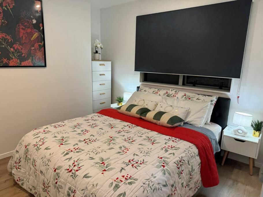 Stunning 3 Bd - 2 Bth City Apt - Pool & Carpark Auckland Ngoại thất bức ảnh